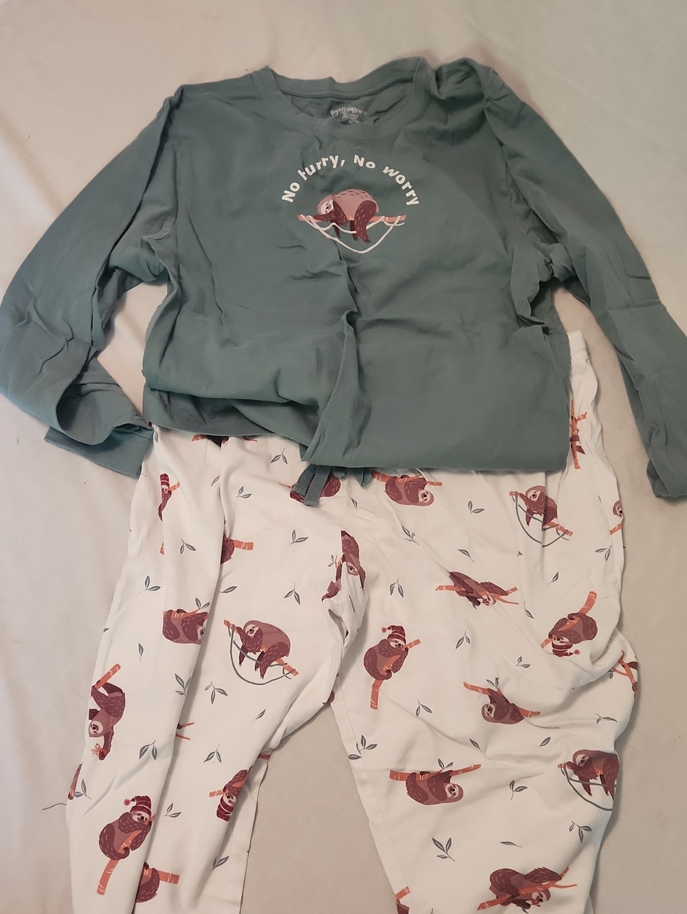 No Hurry No Worry Sloth Print Pajamas